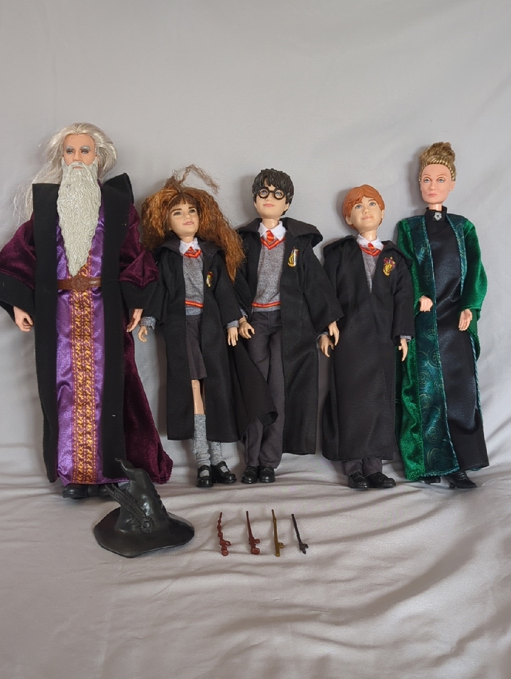 Harry Potter Dolls ( Harry, Ron, Jenny , Minerva And Dumbledore)